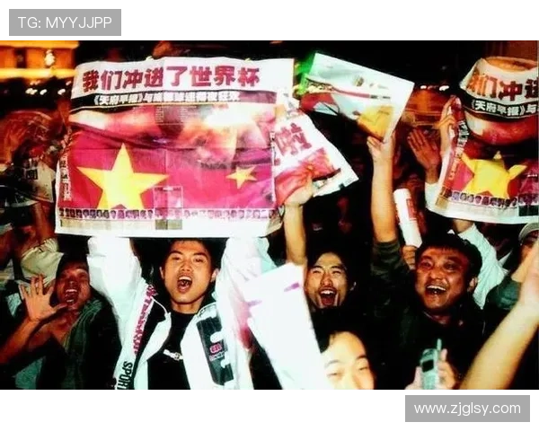 足球明星青春岁月的变迁与成长对比照片欣赏